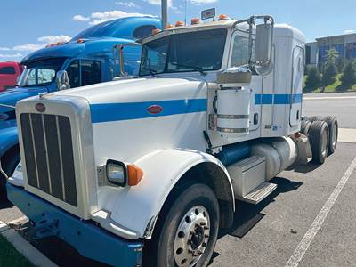 Peterbilt 367 Sleeper Semi Truck - 36" Flat-Top, Cummins 485HP