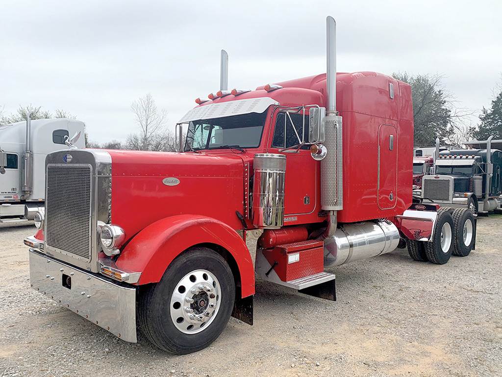 1998 Peterbilt 379EXHD Sleeper Semi Truck 63" Unibilt StandUp