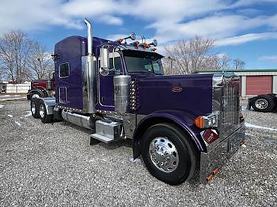 Peterbilt 379EXHD Sleeper Semi Truck - 70" Unibilt Stand-Up, Caterpillar 550HP