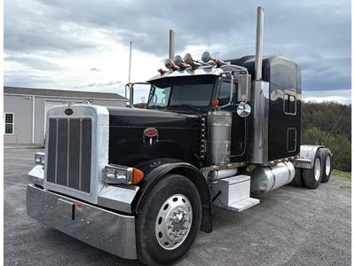 Peterbilt 379EXHD Sleeper Semi Truck - 70" Unibilt Stand-Up, Caterpillar 550HP