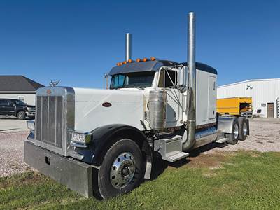 Peterbilt 379EXHD Sleeper Semi Truck - 63" Unibilt Flat-Top, Caterpillar 475HP