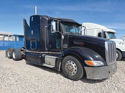 Peterbilt 386 Sleeper Semi Truck - 48" Unibilt Stand-Up, Paccar 485HP