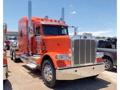 Peterbilt 389 UltraCab Sleeper Semi Truck - 78" Unibilt High Roof, Cummins 500HP