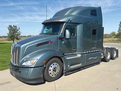 Peterbilt 579 Sleeper Semi Truck - 80" Ultraloft, Cummins 500HP