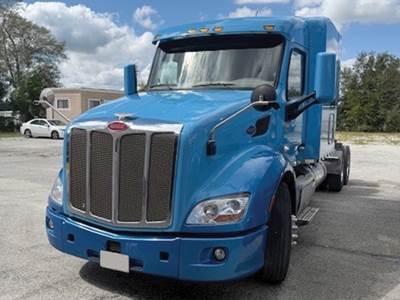 Peterbilt 579 Sleeper Semi Truck - 80" Unibilt High Roof, Cummins 500HP