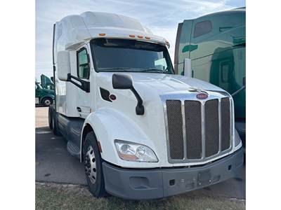 Peterbilt 579 Sleeper Semi Truck - 80" Ultraloft, Cummins 450HP