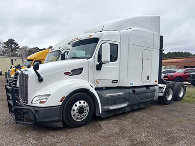 Peterbilt 579 Sleeper Semi Truck - 72" Unibilt High Roof, Cummins 400HP