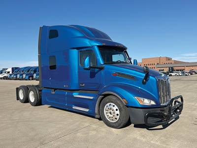 Peterbilt 579 Sleeper Semi Truck - 80" Ultraloft, Cummins 450HP