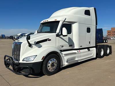 Peterbilt 579 Sleeper Semi Truck - 80" Ultraloft, Cummins 450HP