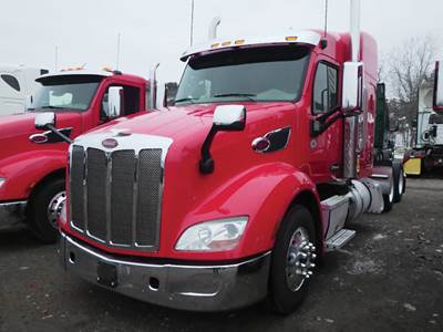 Peterbilt 579 Sleeper Semi Truck - 44" Unibilt High Roof, Cummins 450HP