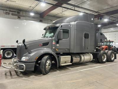 Peterbilt 579 Sleeper Semi Truck - 80" Unibilt High Roof, Paccar 455HP