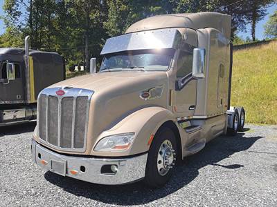 Peterbilt 579 Sleeper Semi Truck - 80" Unibilt High Roof, Detroit 500HP