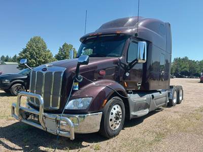 Peterbilt 579 Sleeper Semi Truck - 80" Ultraloft, Cummins 450HP