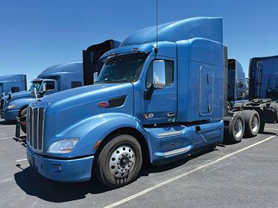 Peterbilt 579 Sleeper Semi Truck - 72" Unibilt High Roof, Cummins 450HP