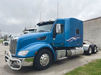 Peterbilt 579 Sleeper Semi Truck - 80" Unibilt High Roof, Paccar 455HP