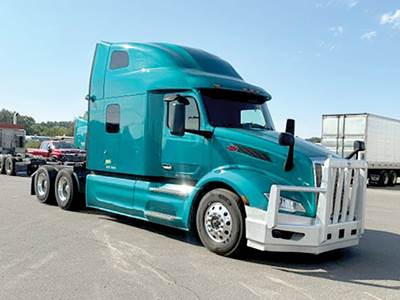 Peterbilt 579 Sleeper Semi Truck - 80" Ultraloft, Paccar 455HP