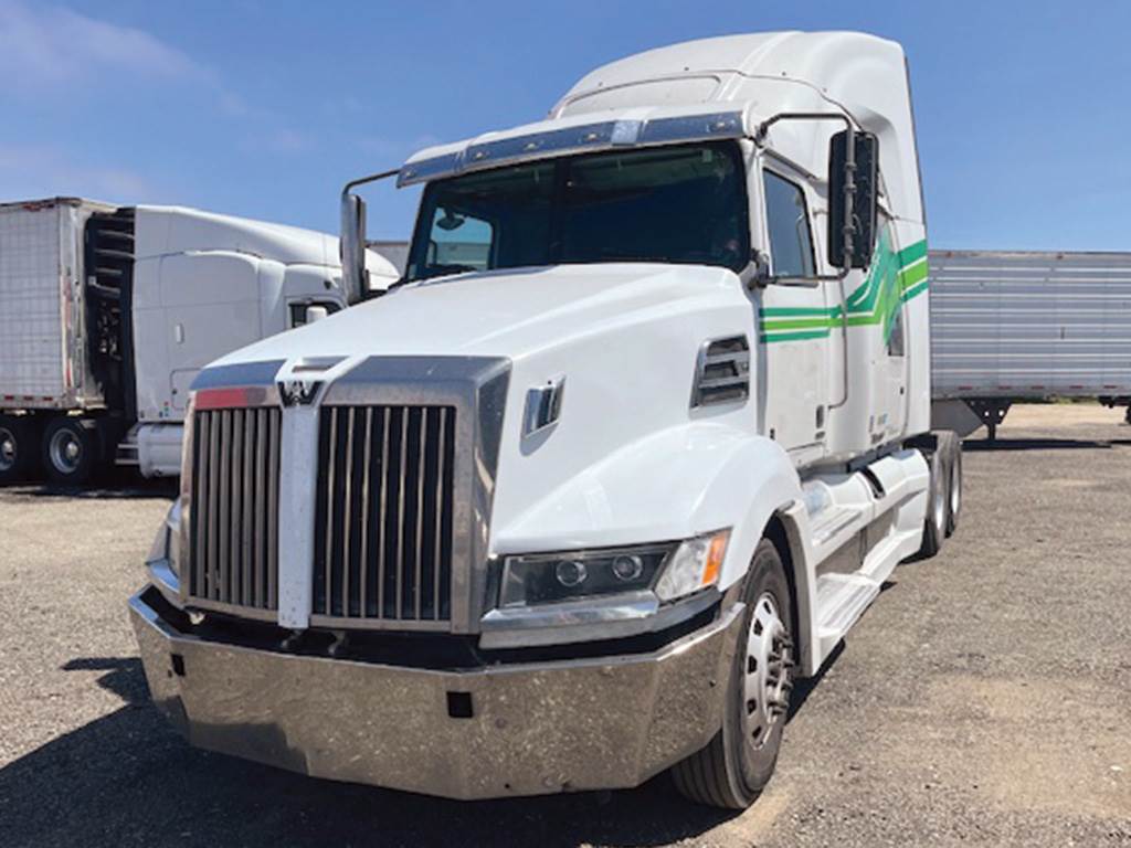 2017 Western Star 5700XE Sleeper Semi Truck 82 High Roof 2017-western-star-5700xe-sleeper-semi-truck-82-high-roof