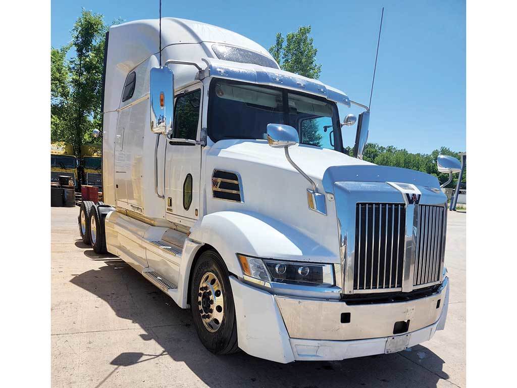 2020 Western Star 5700XE Sleeper Semi Truck 82 High Roof 2020-western-star-5700xe-sleeper-semi-truck-82-high-roof