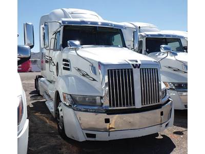 Western Star 5700XE Sleeper Semi Truck - 82" Ultra High Roof Stratosphere, Detroit 505HP