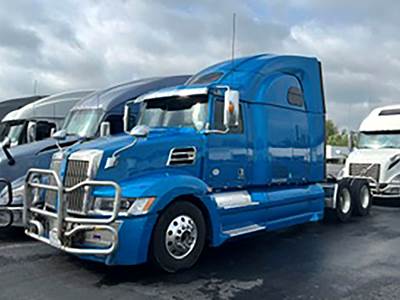 Western Star 5700XE Sleeper Semi Truck - 82" High Roof Stratosphere, Detroit 505HP
