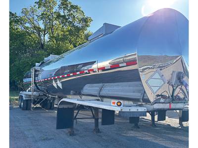 Fruehauf 43ft Tank Trailer - Air Ride