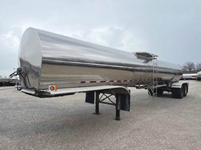 STE 42ft Tank Trailer - Spring