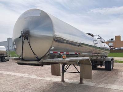 Walker 42ft Tank Trailer - Spring