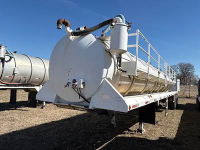 Galyean Vacuum Tank Trailer - Spring