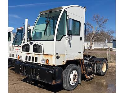 Autocar X-Spotter Yard Spotter Truck - 275HP