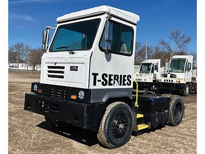 Hoist T Series Yard Spotter Truck - 175HP