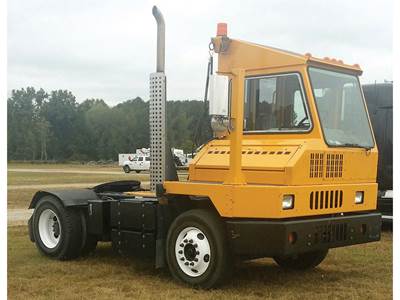 Ottawa YT30 Yard Spotter Truck - 164HP