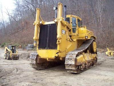Caterpillar D10 Dozer - CAT D348 ENGINE - 24' TRACK SHOES