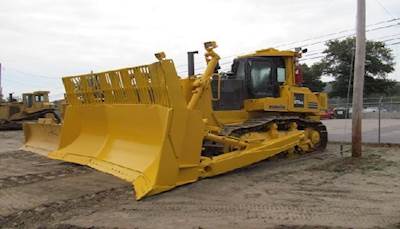 Komatsu D275AX-5 Dozer