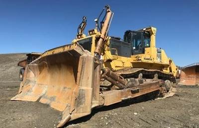 Komatsu D475A-5E0 Dozer