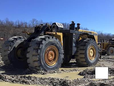 Komatsu SAA12V140E-3 Engine