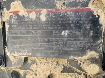 Komatsu SAA12V140E-3 Engine