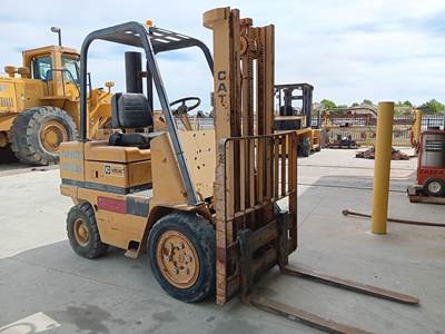 Caterpillar V50C Pneumatic Tire Forklift
