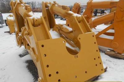 Caterpillar D9H Ripper