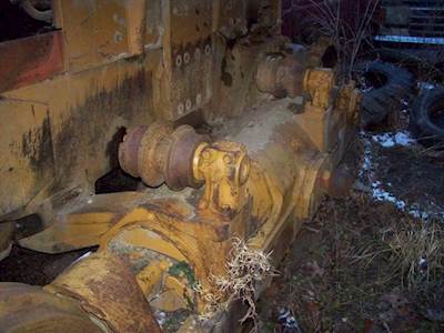 Komatsu D155A-1 Tracks