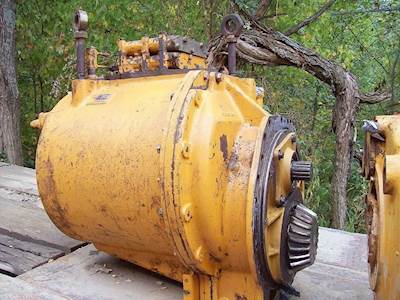 Komatsu D355A-3 Transmission