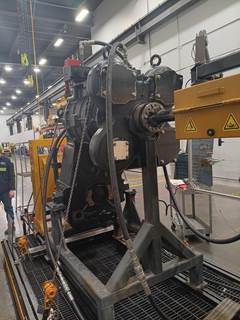 Komatsu WA900-3E0 Transmission