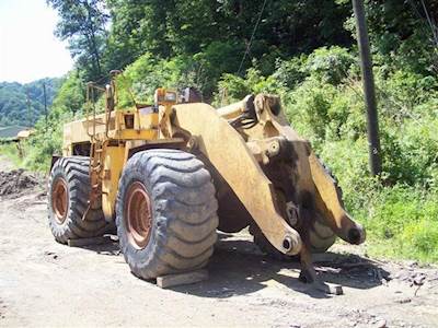 Komatsu WA600-1L Wheel Loader