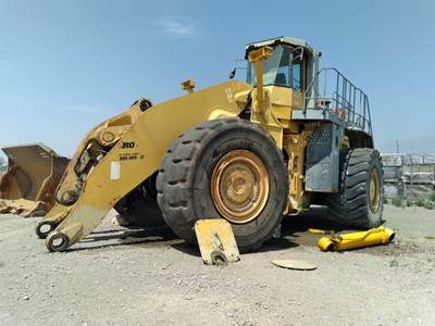 Komatsu WA900L-3 Wheel Loader