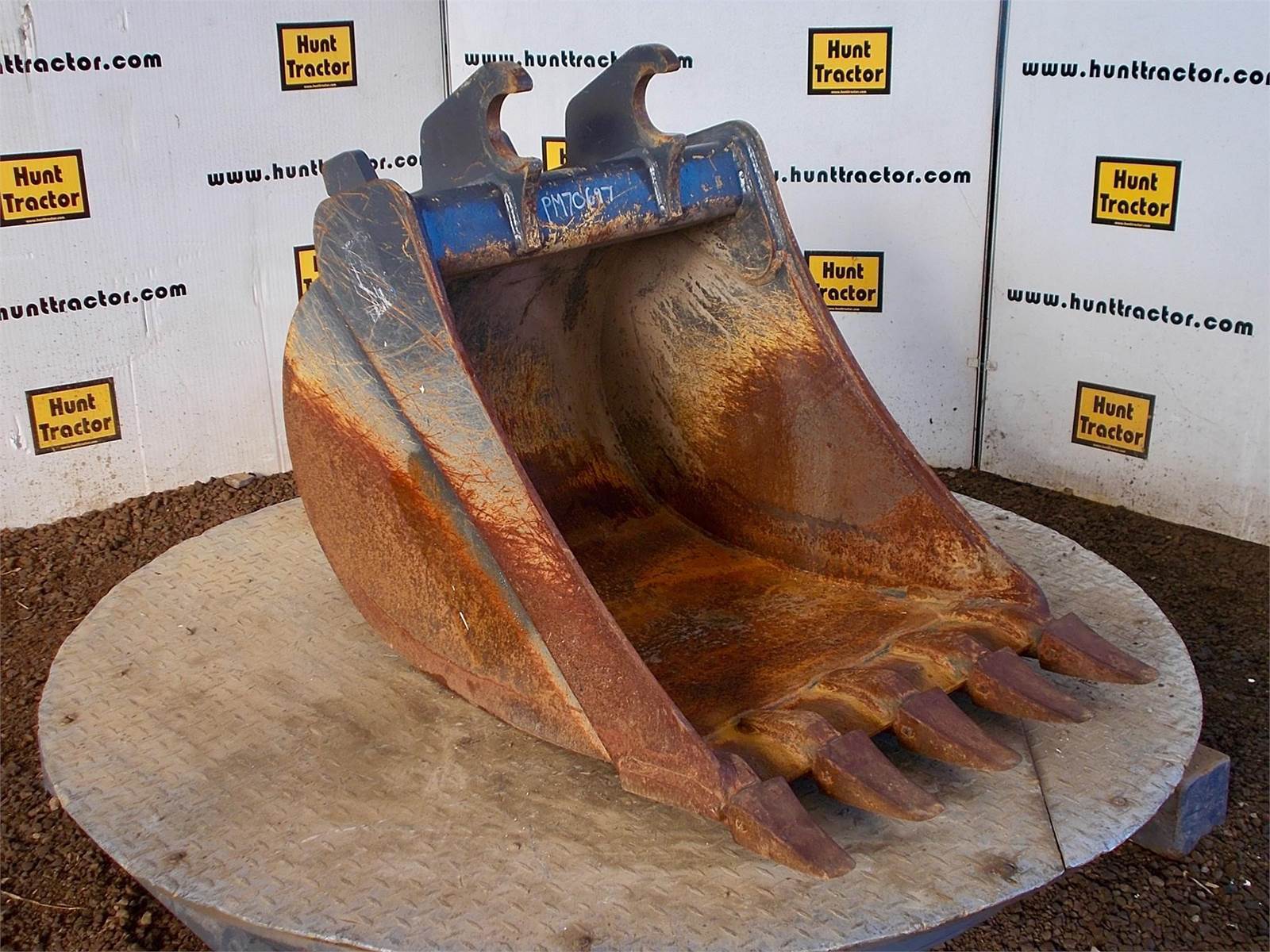 John Deere AT460880G Ditching Bucket For Sale Central Point, OR