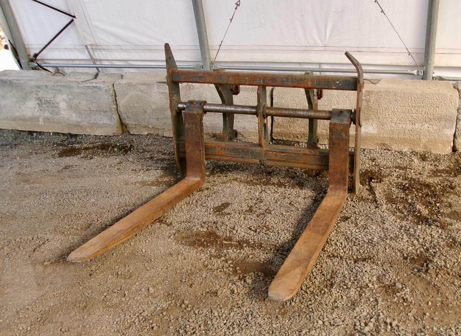 Doosan Pallet Fork For Sale Central Point, OR 51178