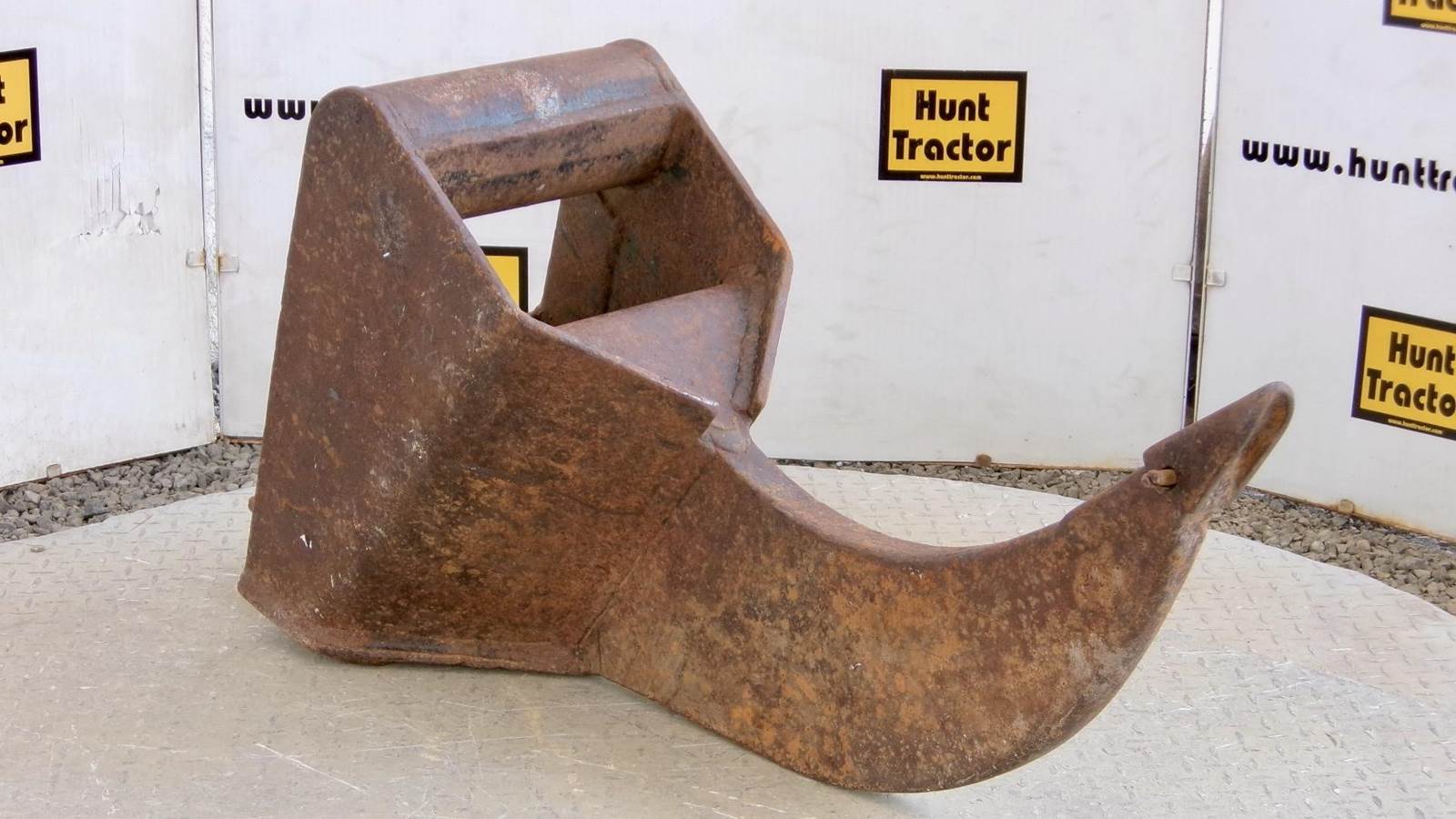 Ripper With 1/4 Yard WainRoy Style Top 18" Of 1 1/2