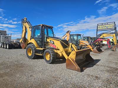 2015 Caterpillar 450F Backhoe