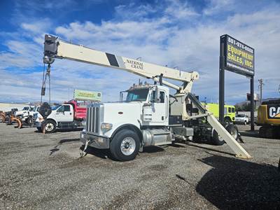 2010 Peterbilt 388 Crane Truck - National 500E2 Crane