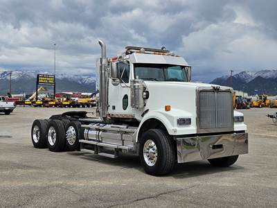 2019 Western Star 4900 Day Cab Truck