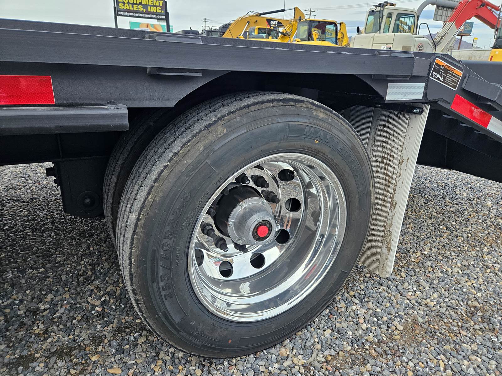 2024 Demco 53' STEP DECK BEAVERTAIL W/ RAMPS Drop Deck Trailer For Sale